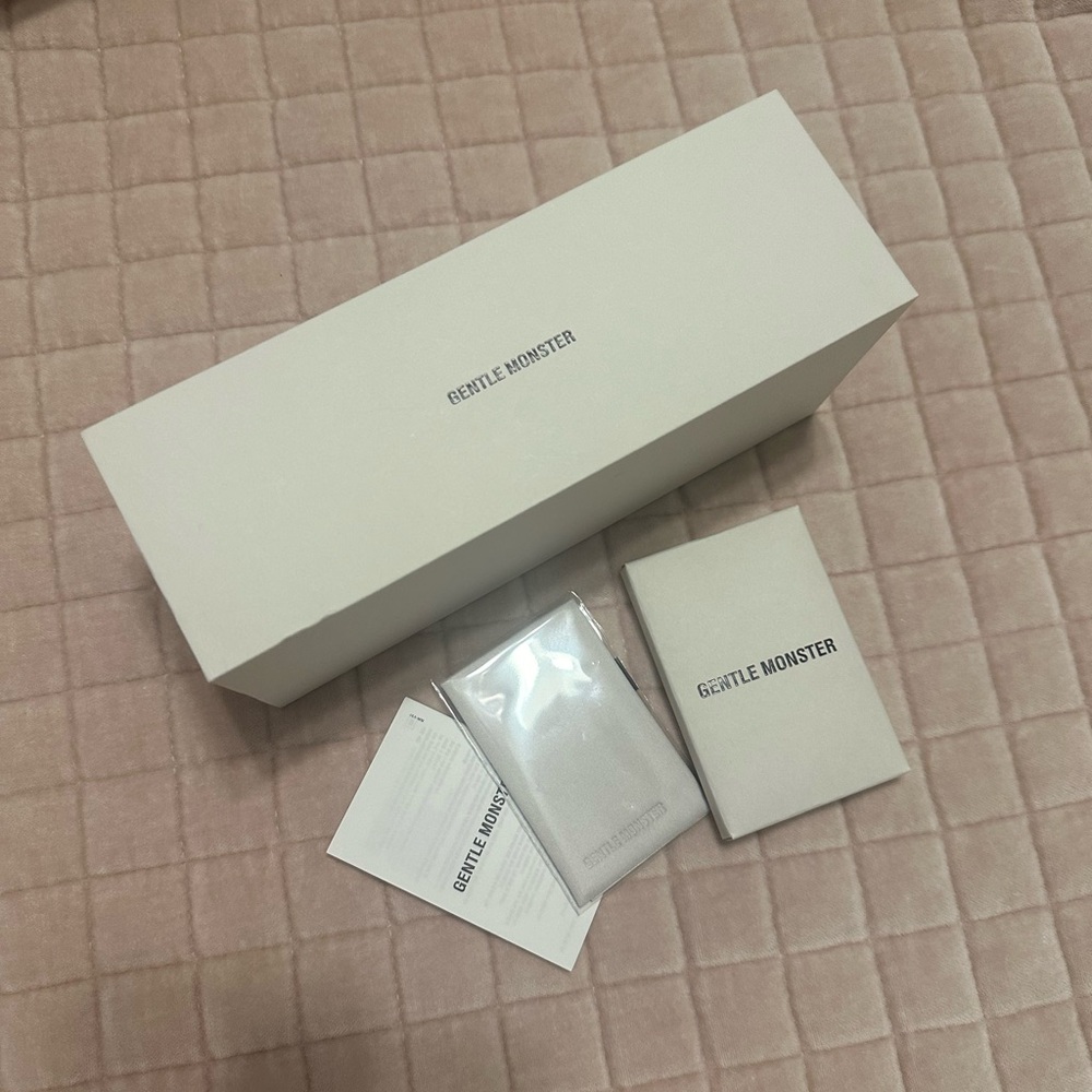 New!! Gentle Monster Sunglasses Empty Box - Picture 2 of 4